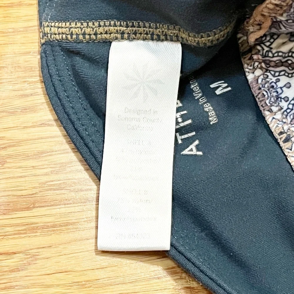 Athleta 
